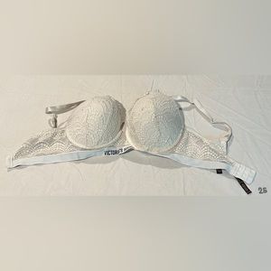 Lacy white bra | Victoria’s Secret | 36DD